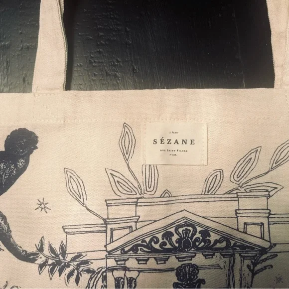 NEW Sézane exotic print tote in black - Picture 4 of 5